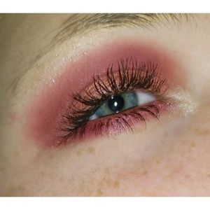 Meet your Posher, Celeste